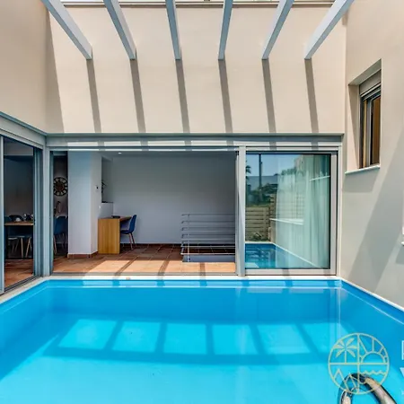 펜션 Rvg Luxury With Private Pools In 포르토헬리