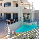 Ferienhaus Rvg Luxury With Private Pools In *