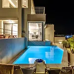 Rvg Luxury With Private Pools In Πόρτο Χέλι