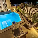 Rvg Luxury With Private Pools In