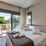 Rvg Luxury With Private Pools In *