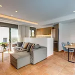 Σπίτι διακοπών Rvg Luxury With Private Pools In