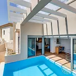 Rvg Luxury With Private Pools In Σπίτι διακοπών Πόρτο Χέλι